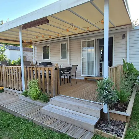 Mobil - Piscine Et Mini Golf Tennis Camping *